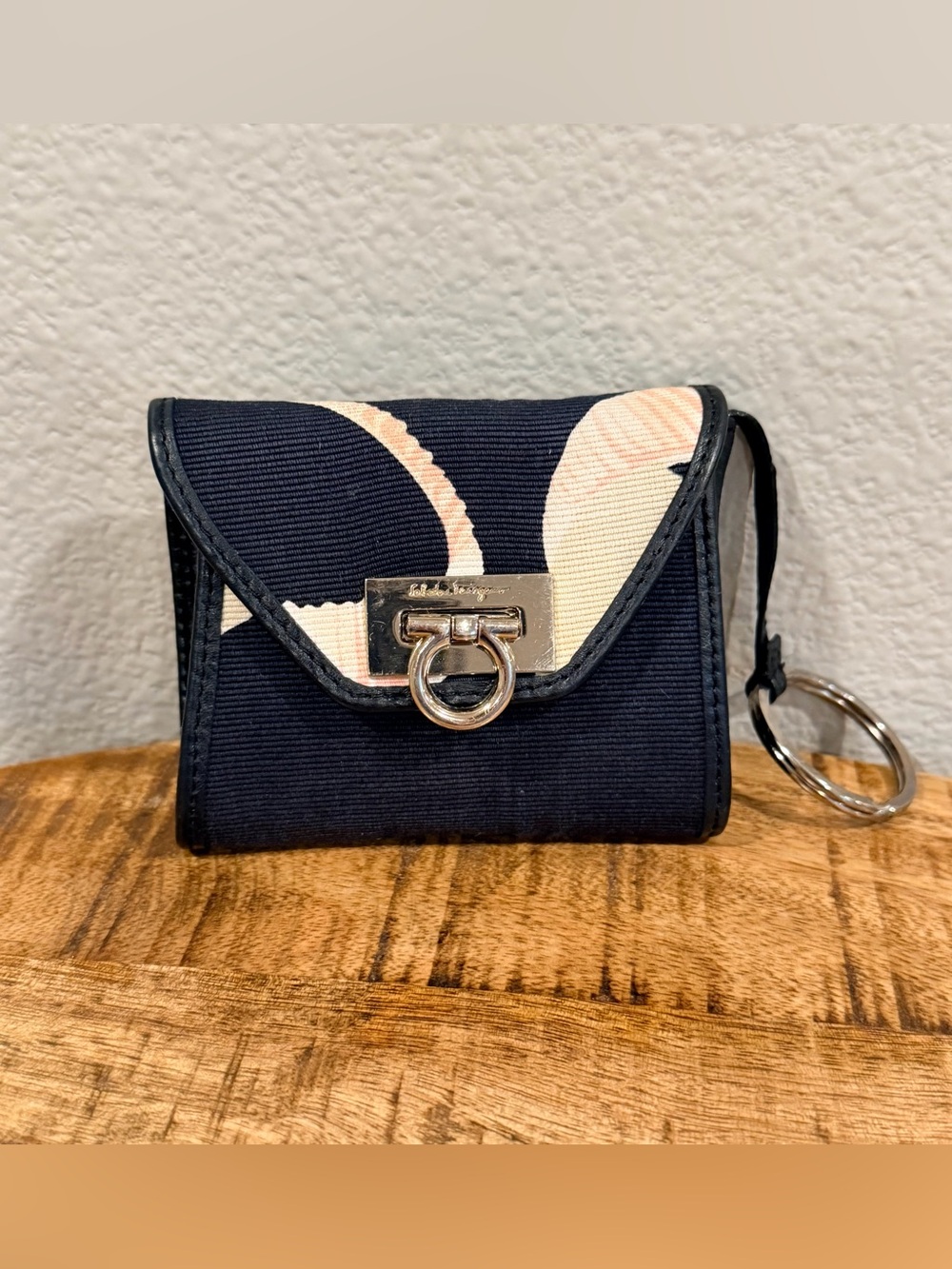 90s Vintage Salvatore Ferragamo Black Gancini Canvas Coin Key Pouch AQ-22 2043